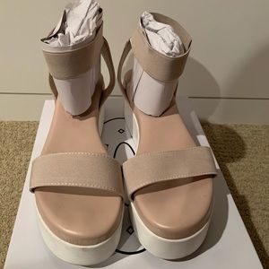 Steve Madden Sandal